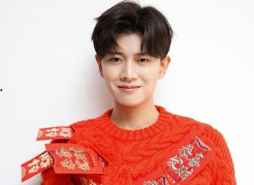 吃瓜娱乐圈任嘉伦